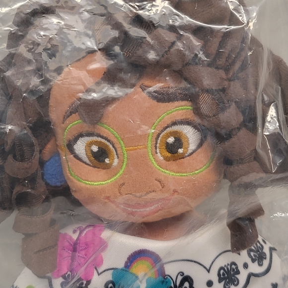 Disney Mirabel Plush Doll 18" Encanto Madrigal BRAND NEW - Picture 4 of 7
